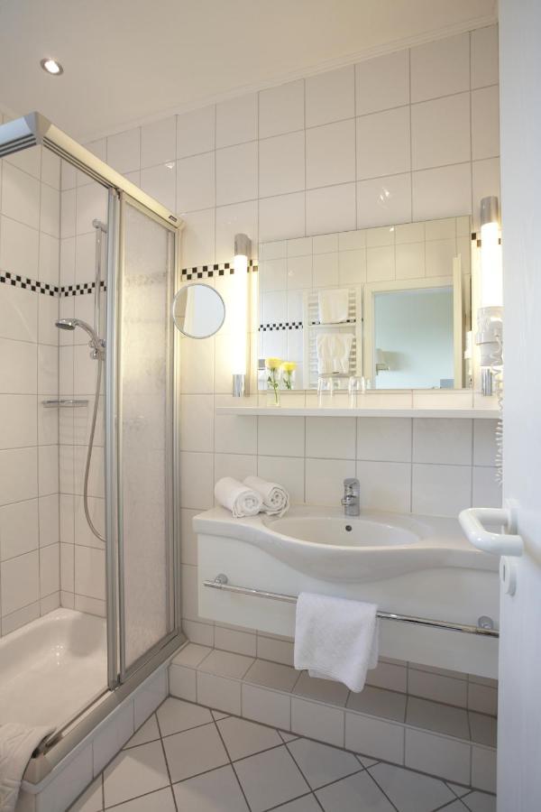Hotel Erholung Kellenhusen Ngoại thất bức ảnh
