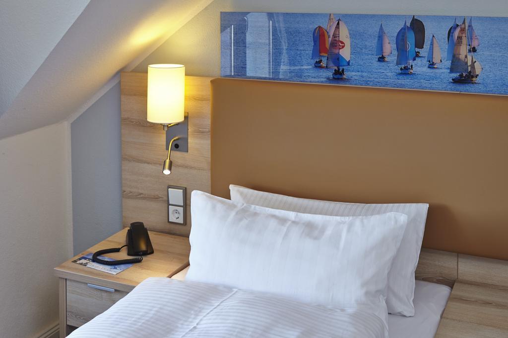 Hotel Erholung Kellenhusen Ngoại thất bức ảnh