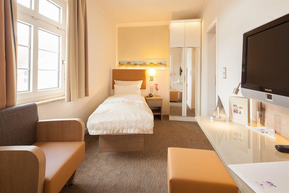 Hotel Erholung Kellenhusen Ngoại thất bức ảnh